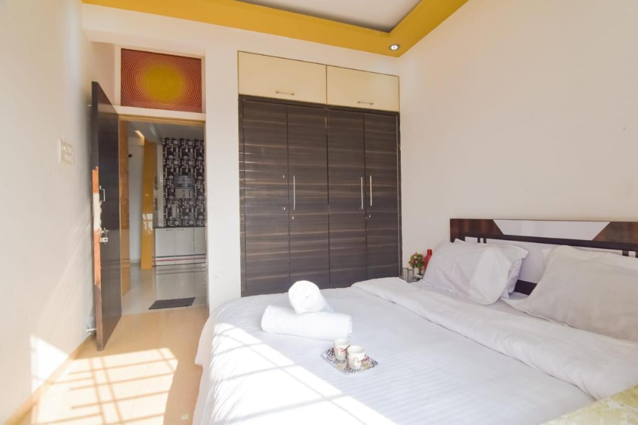 Prince Villa 3Bhk 로나발라 외부 사진